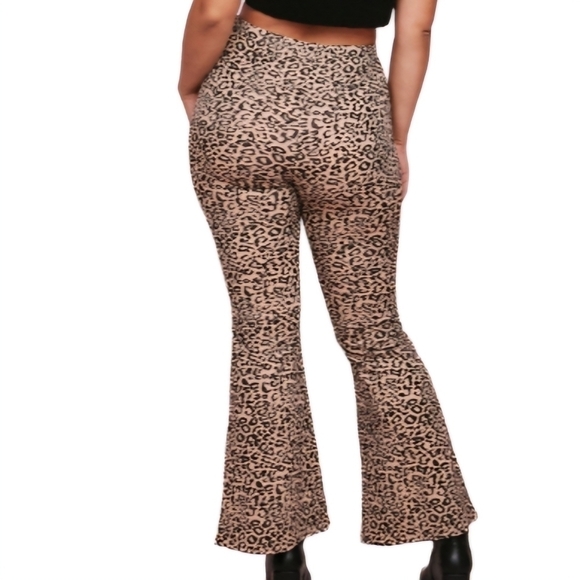 Nasty Gal Collection Leopard Print Flared Pants Made in UK Size 8 - Picture 8 of 12